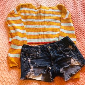 Sweater and/or shorts